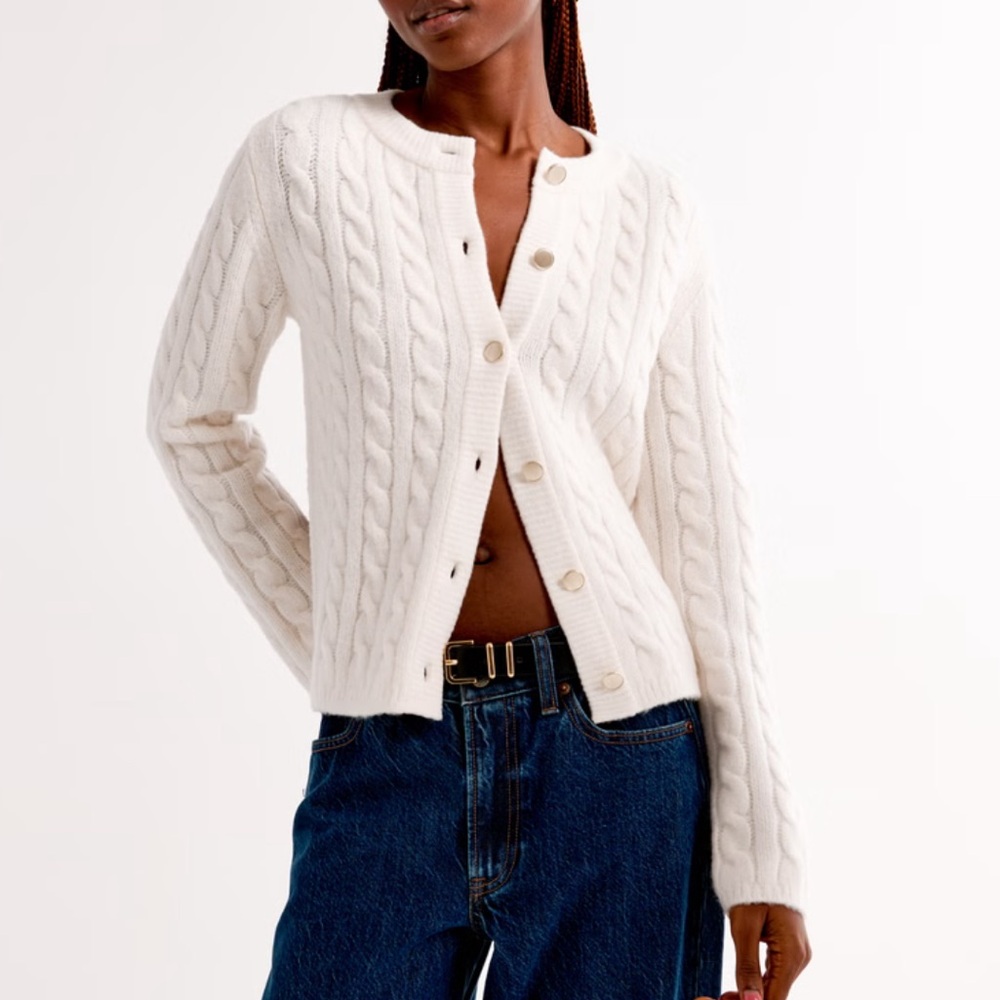 Abercrombie & Fitch cable crew cardigan in cream Size XS NWT